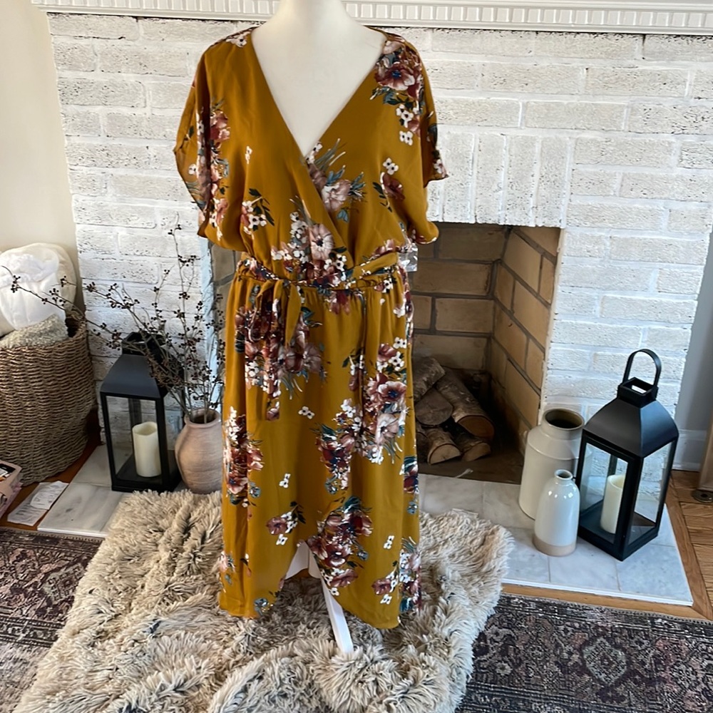 Leith Maxi Floral Dress